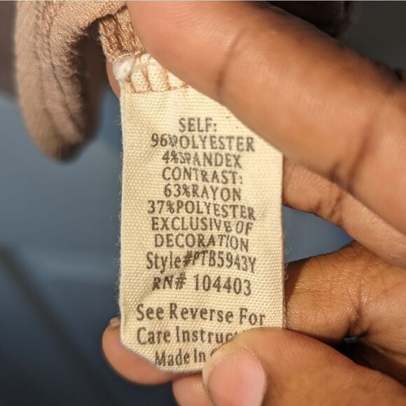 Flower and Feather women's blouse - Picture 6 of 8